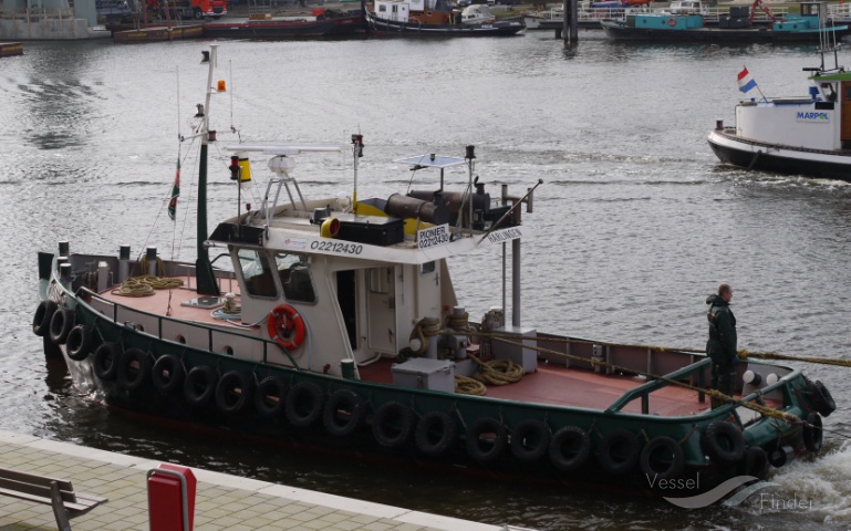 pionier (Tug) - IMO , MMSI 244750644, Call Sign PC6336 under the flag of Netherlands