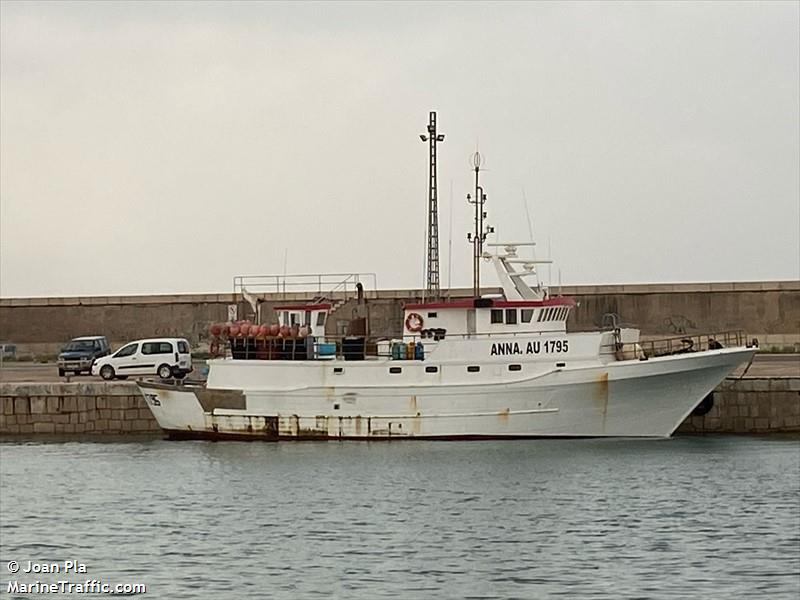 anna (Fishing vessel) - IMO , MMSI 247300940, Call Sign IVJY under the flag of Italy