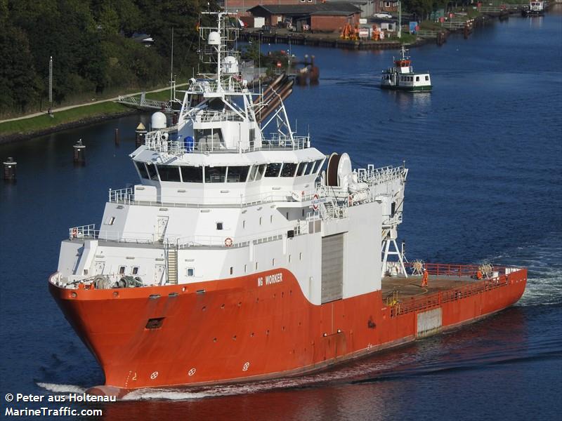 ng worker (Offshore Support Vessel) - IMO 9533244, MMSI 247440700, Call Sign ICID under the flag of Italy