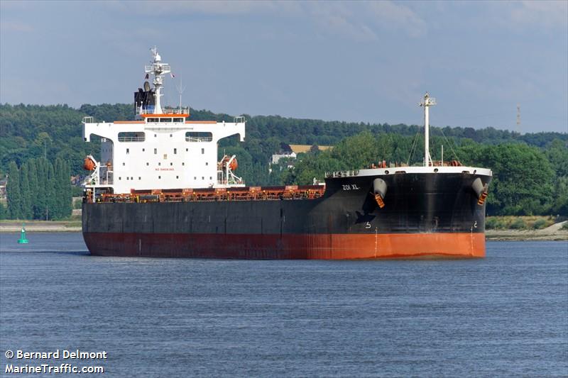 zoi xl (Bulk Carrier) - IMO 9326275, MMSI 538007281, Call Sign V7FJ6 under the flag of Marshall Islands