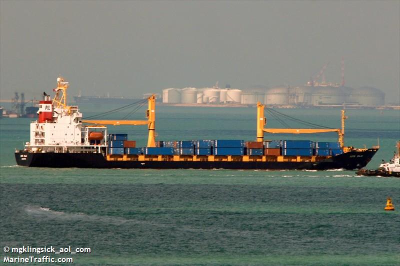 southern trader (Container Ship) - IMO 9167423, MMSI 564519000, Call Sign S6SS under the flag of Singapore