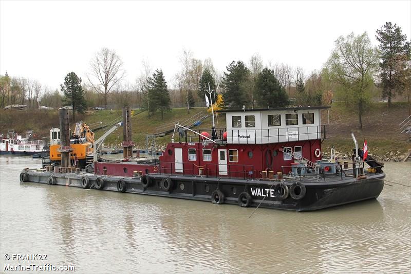 walter (Dredging or UW ops) - IMO , MMSI 203999402, Call Sign OED2315 under the flag of Austria
