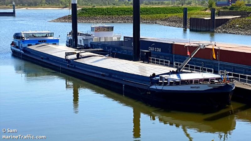 bentley (Cargo ship) - IMO , MMSI 205243890, Call Sign OT2438 under the flag of Belgium