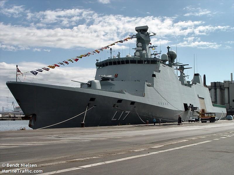hdms esbern snare (Military ops) - IMO , MMSI 220191000, Call Sign OUFB under the flag of Denmark