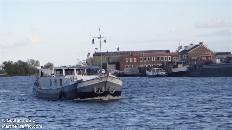 avontuur (Passenger ship) - IMO , MMSI 244730948, Call Sign PC5805 under the flag of Netherlands