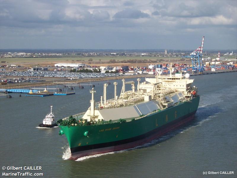 lng river orashi (LNG Tanker) - IMO 9266982, MMSI 310447000, Call Sign ZCDL8 under the flag of Bermuda