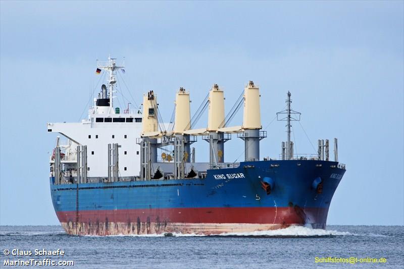 golden century (Bulk Carrier) - IMO 9574183, MMSI 355883000, Call Sign 3FIP2 under the flag of Panama