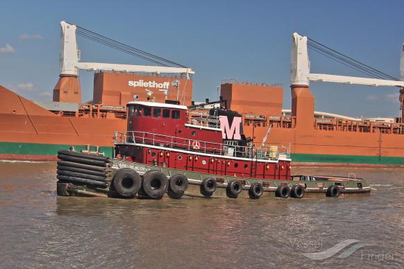 cape henlopen (Tug) - IMO 7303889, MMSI 366960890, Call Sign WCJ9409 under the flag of United States (USA)