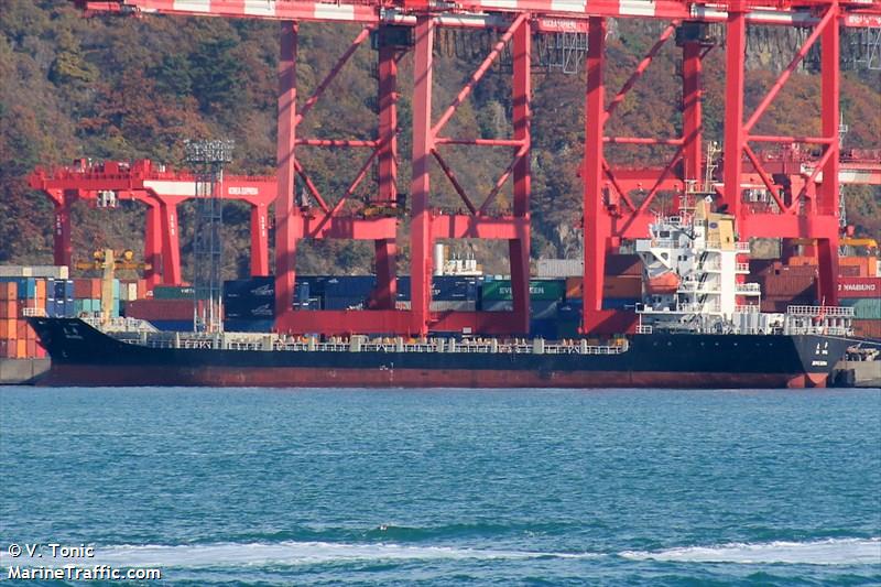 da ping (General Cargo Ship) - IMO 9485461, MMSI 477036800, Call Sign VRDL5 under the flag of Hong Kong