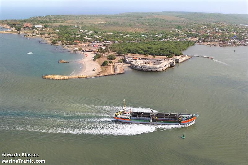 draga mahury (Hopper Dredger) - IMO 8108690, MMSI 730151029, Call Sign HKKQ6 under the flag of Colombia