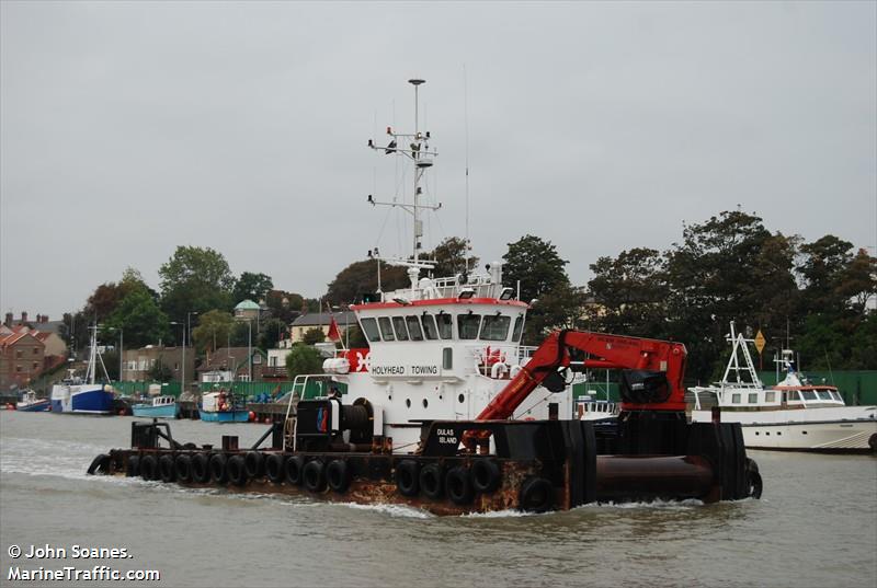 dulas island (Utility Vessel) - IMO 9549011, MMSI 235069938, Call Sign 2BWN9 under the flag of United Kingdom (UK)