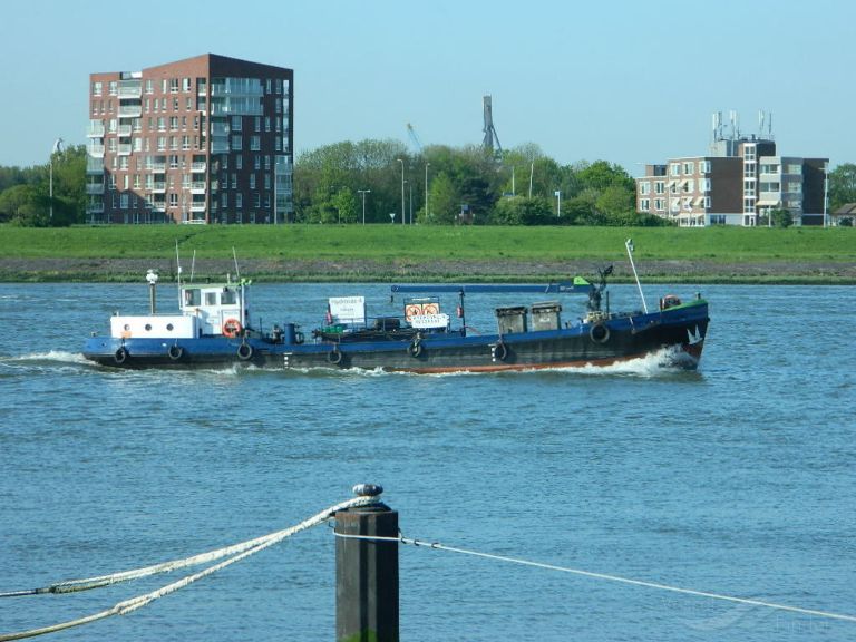 hydrovac 4 (Tanker) - IMO , MMSI 244670108, Call Sign PH2138 under the flag of Netherlands