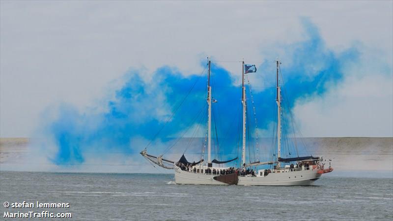 amazone (Passenger ship) - IMO , MMSI 244740778, Call Sign PI9130 under the flag of Netherlands