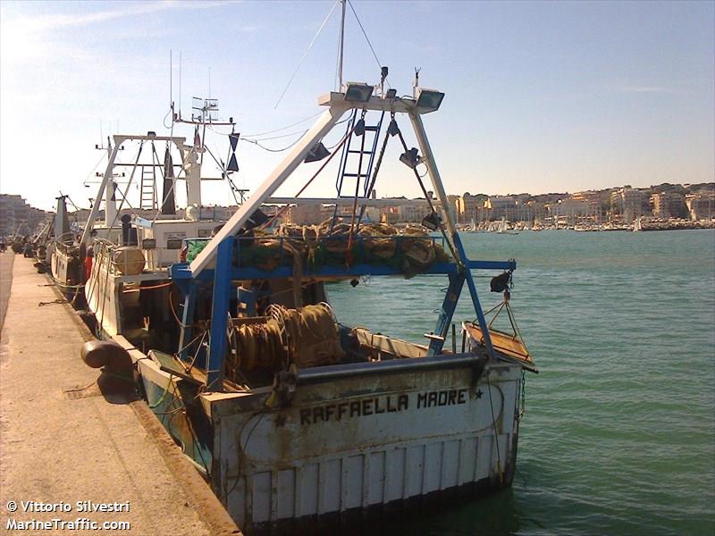 raffaella madre (Fishing vessel) - IMO , MMSI 247115050, Call Sign ILQY2 under the flag of Italy