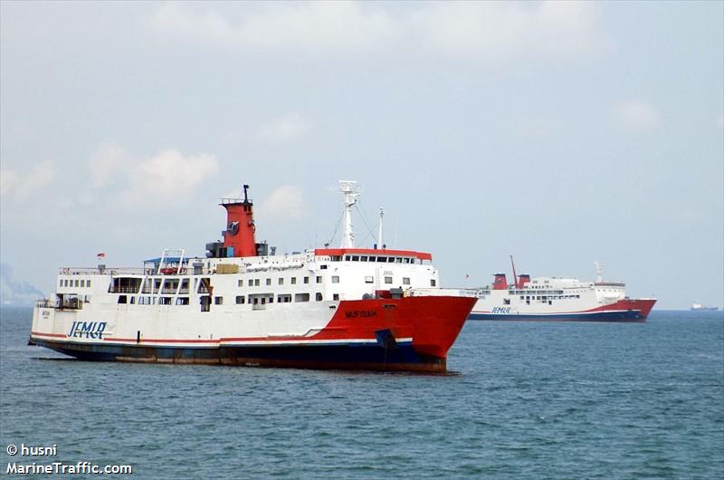 kmp.mufidah (Passenger/Ro-Ro Cargo Ship) - IMO 7352799, MMSI 525019468, Call Sign YEOP under the flag of Indonesia