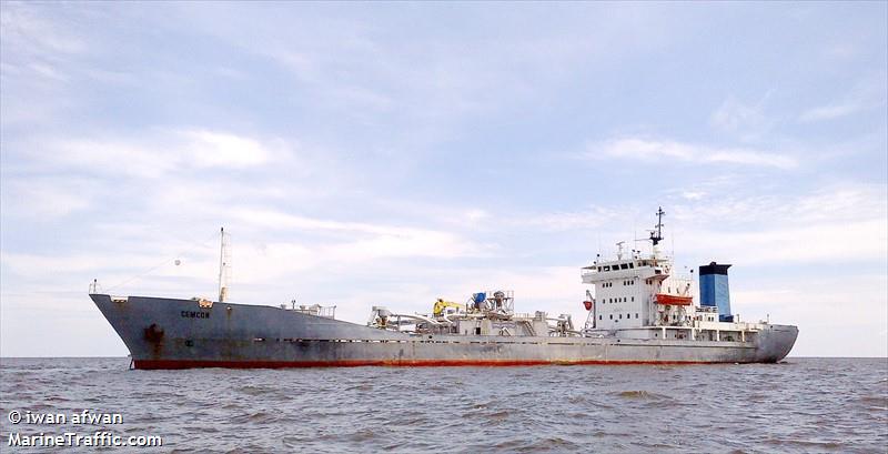 mv.cemcon (Cement Carrier) - IMO , MMSI 525020169, Call Sign POPZ under the flag of Indonesia
