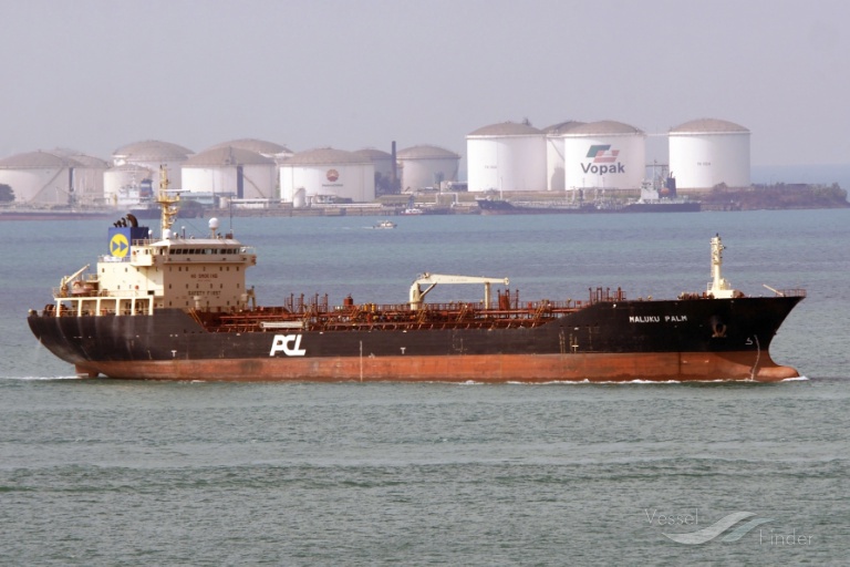 red dynasty (Chemical/Oil Products Tanker) - IMO 9403944, MMSI 525121009, Call Sign YCZR2 under the flag of Indonesia