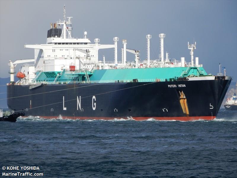 puteri intan (LNG Tanker) - IMO 9030802, MMSI 533009000, Call Sign 9MBQ6 under the flag of Malaysia