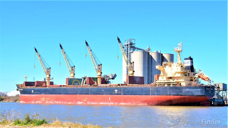 crowned eagle (Bulk Carrier) - IMO 9418729, MMSI 538003413, Call Sign V7QP4 under the flag of Marshall Islands