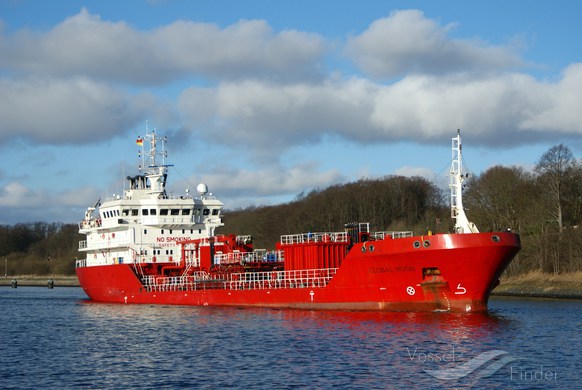ocean moon (Oil Products Tanker) - IMO 9427512, MMSI 538009114, Call Sign V7A4336 under the flag of Marshall Islands