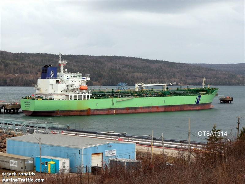 bw petrel (Chemical/Oil Products Tanker) - IMO 9706073, MMSI 564863000, Call Sign 9V2925 under the flag of Singapore