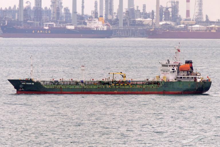 jade star 15 (Oil Products Tanker) - IMO 9600190, MMSI 574002690, Call Sign 3WKV9 under the flag of Vietnam