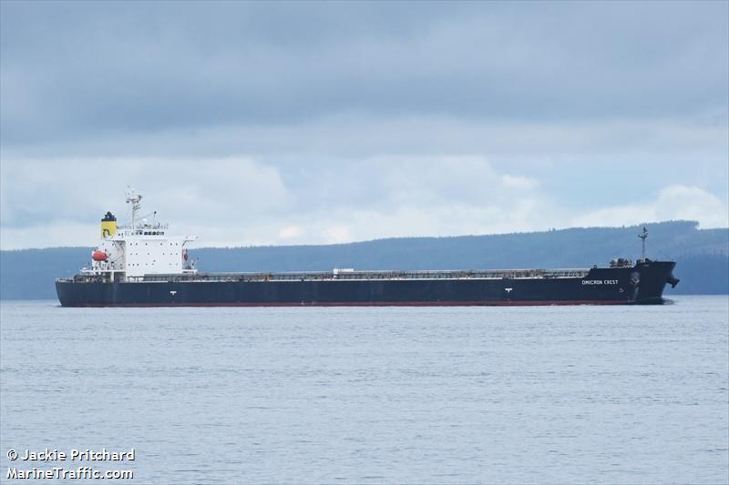 omicron crest (Bulk Carrier) - IMO 9304203, MMSI 636020137, Call Sign D5XV8 under the flag of Liberia