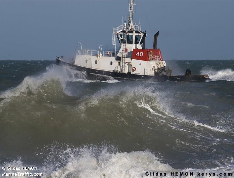 vb pornic (Tug) - IMO 9192519, MMSI 227006710, Call Sign FW9417 under the flag of France