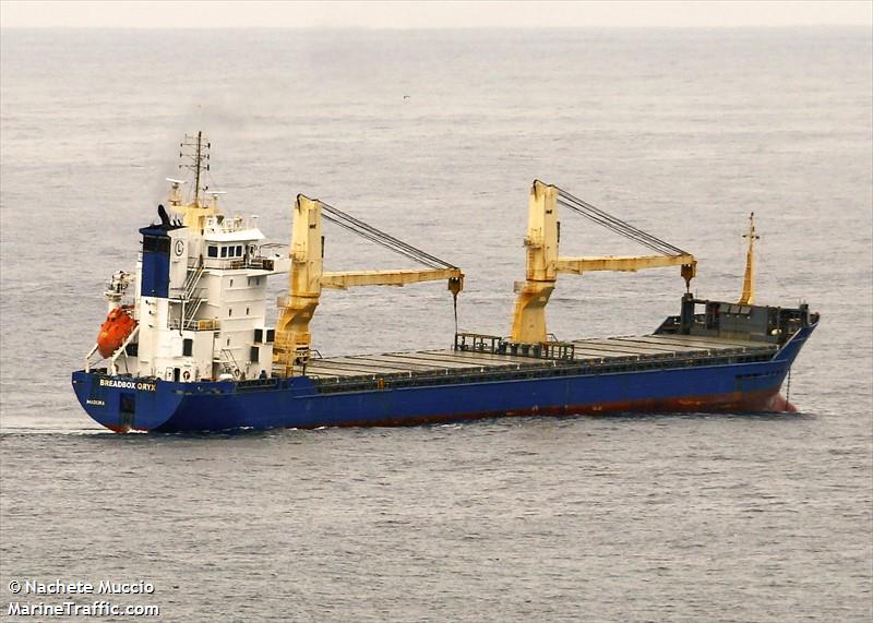 breadbox oryx (General Cargo Ship) - IMO 9277333, MMSI 255806222, Call Sign CQAN4 under the flag of Madeira