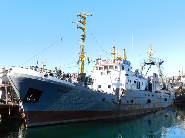 salgir (Fishing Vessel) - IMO 8722824, MMSI 273376640, Call Sign ----- under the flag of Russia
