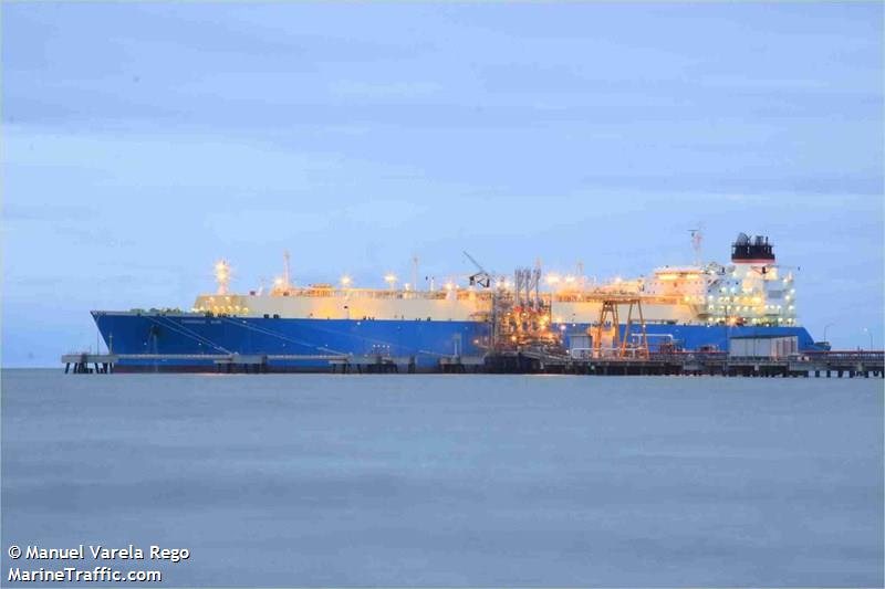tangguh hiri (LNG Tanker) - IMO 9333632, MMSI 309787000, Call Sign C6XC2 under the flag of Bahamas