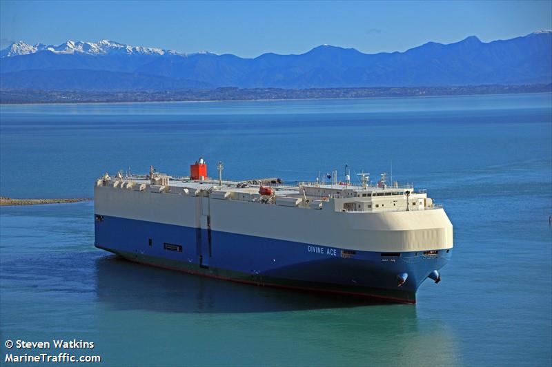 divine ace (Vehicles Carrier) - IMO 9610432, MMSI 371060000, Call Sign 3FEM7 under the flag of Panama