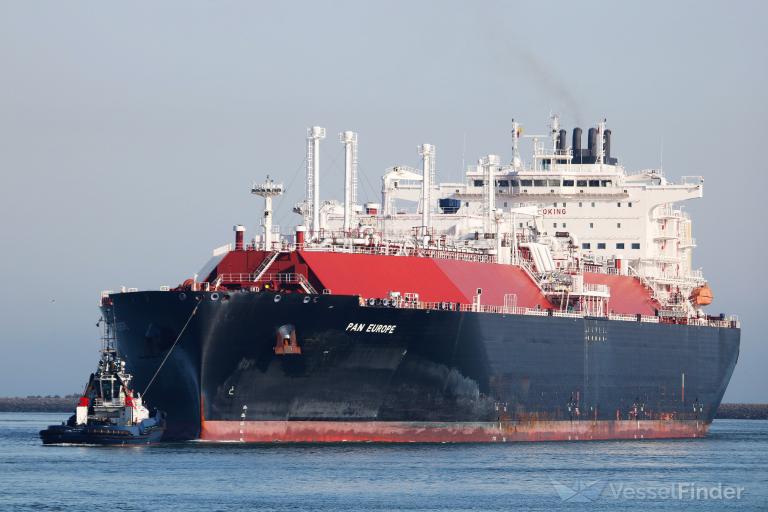 pan europe (LNG Tanker) - IMO 9750244, MMSI 477157300, Call Sign VRQC4 under the flag of Hong Kong