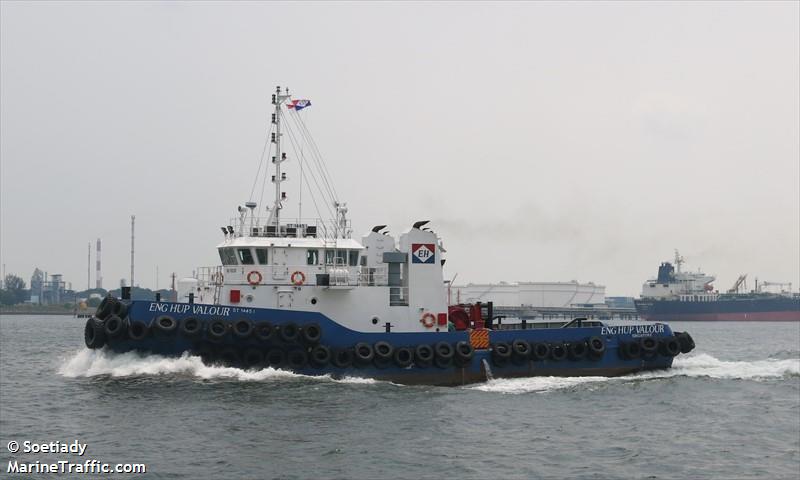 eng hup valour (Tug) - IMO 9502128, MMSI 563027790, Call Sign 9V2672 under the flag of Singapore