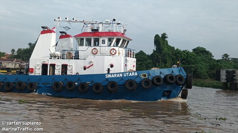 sinaran utara (Tug) - IMO 9773272, MMSI 563033110, Call Sign 9V3183 under the flag of Singapore