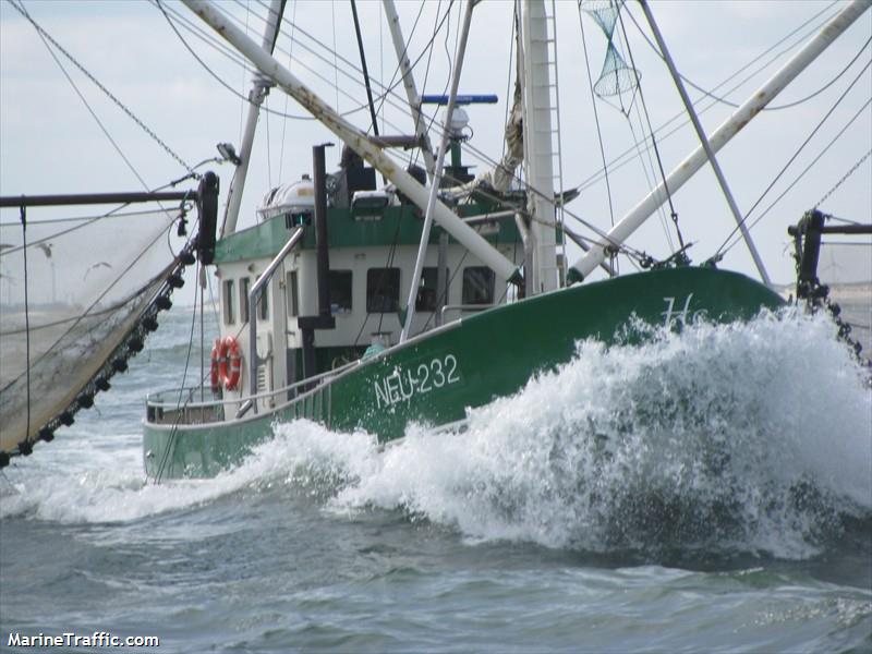 moewe (Fishing vessel) - IMO , MMSI 211671000, Call Sign DCET under the flag of Germany