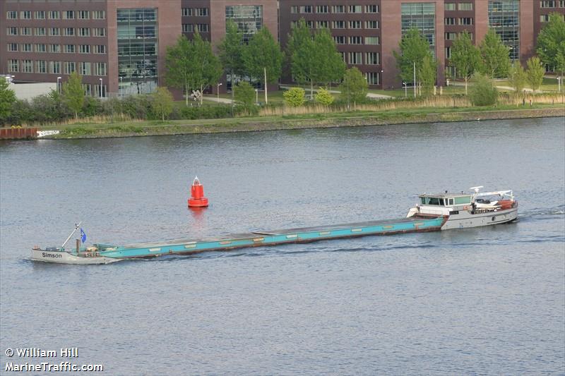 simson (Cargo ship) - IMO , MMSI 244780411, Call Sign PH2998 under the flag of Netherlands