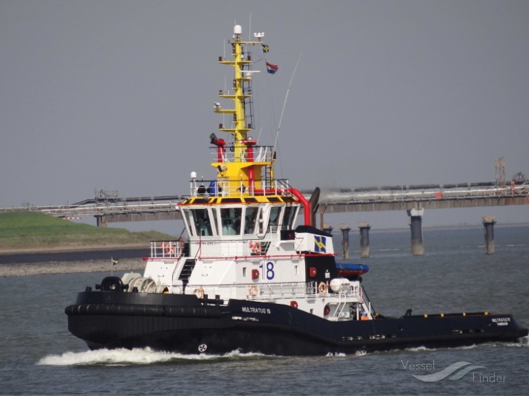 multratug 18 (Tug) - IMO 9492880, MMSI 246566000, Call Sign PBRY under the flag of Netherlands