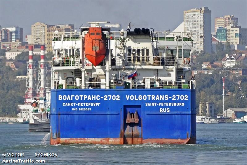 volgotrans-2702 (Chemical/Oil Products Tanker) - IMO 9823065, MMSI 273399050, Call Sign UIAX under the flag of Russia