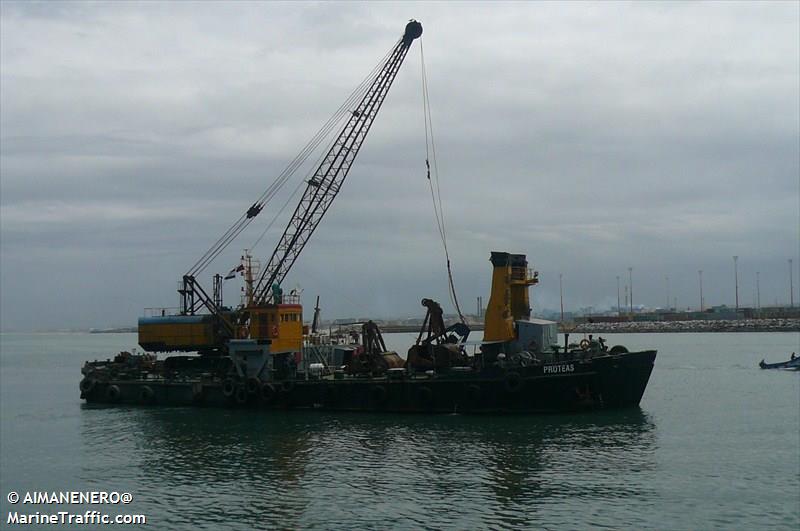 proteas (Crane Ship) - IMO 7431909, MMSI 334410000, Call Sign HQSZ.4 under the flag of Honduras