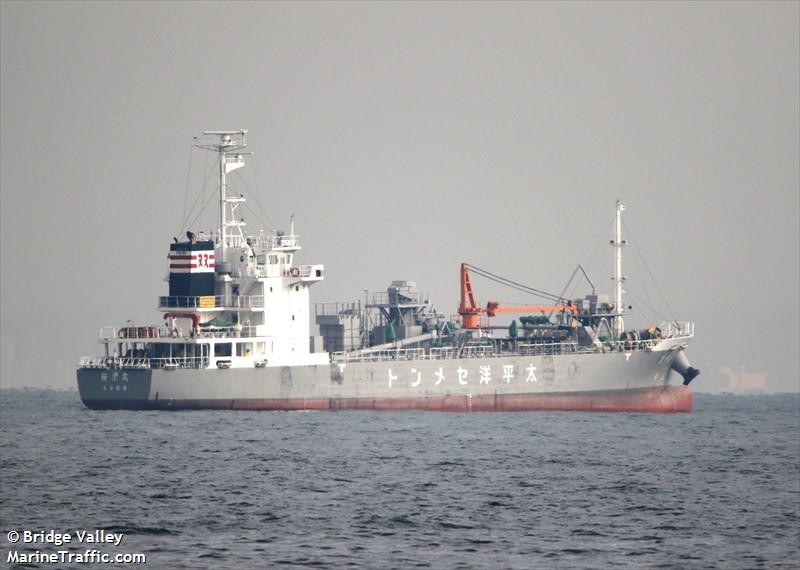 ouei maru (Cement Carrier) - IMO 9781803, MMSI 431008079, Call Sign JD4028 under the flag of Japan