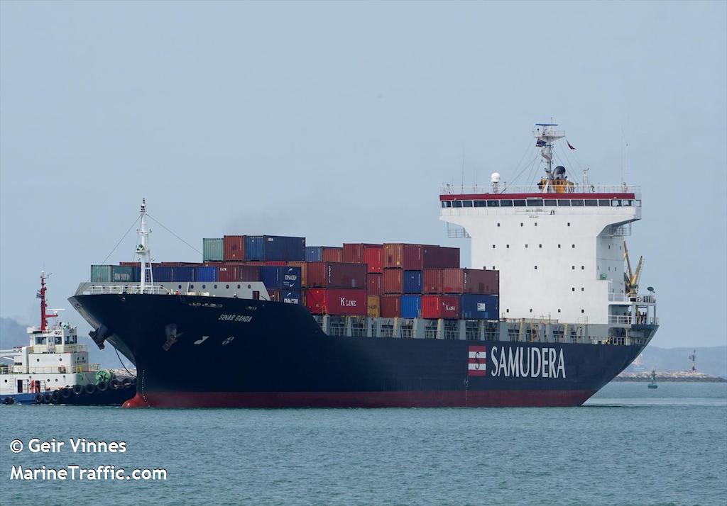mv sinar banda (Container Ship) - IMO 9371098, MMSI 525009349, Call Sign YBHL2 under the flag of Indonesia