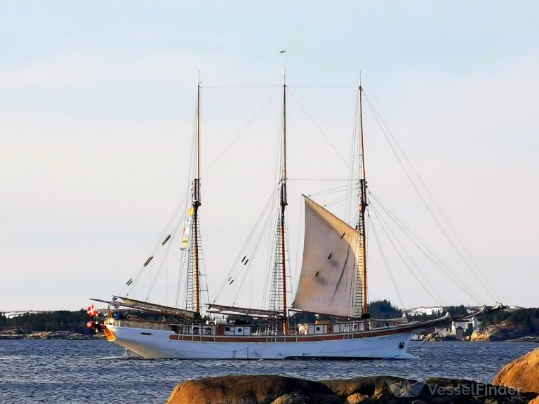 linden (Yacht) - IMO 8930184, MMSI 219023617, Call Sign OXHD2 under the flag of Denmark