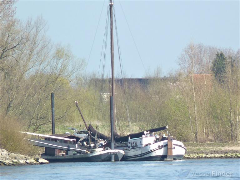 leentje (Passenger ship) - IMO , MMSI 244750509, Call Sign PD8573 under the flag of Netherlands