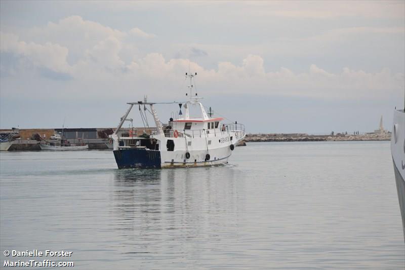 avventuriero (Fishing vessel) - IMO , MMSI 247080290, Call Sign IFMI under the flag of Italy