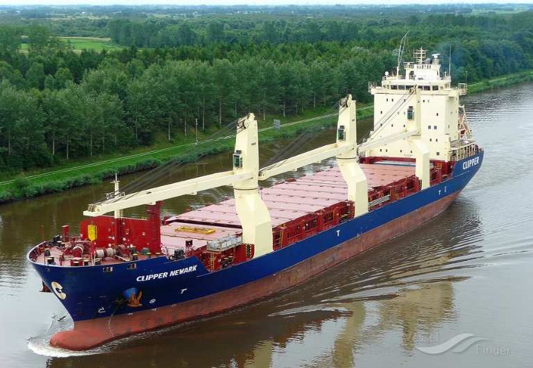 stinnes zephir (General Cargo Ship) - IMO 9473236, MMSI 304332000, Call Sign V2HC9 under the flag of Antigua & Barbuda