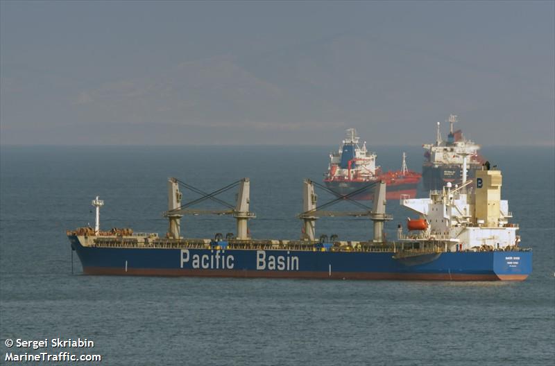 baker river (Bulk Carrier) - IMO 9284269, MMSI 477686200, Call Sign VRMV3 under the flag of Hong Kong