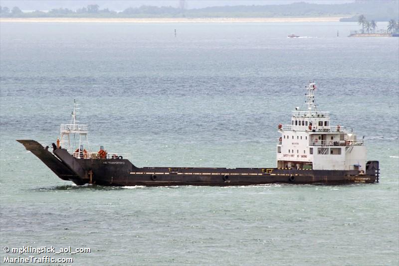 asl transporter 3 (Landing Craft) - IMO 9717151, MMSI 565641000, Call Sign 9V2638 under the flag of Singapore