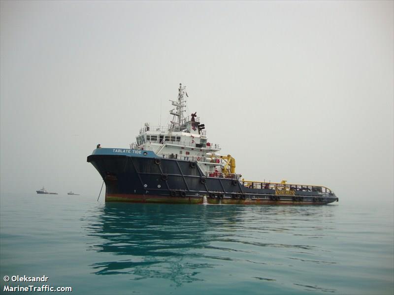 tablate tide (Offshore Tug/Supply Ship) - IMO 9615810, MMSI 576984000, Call Sign YJRB7 under the flag of Vanuatu