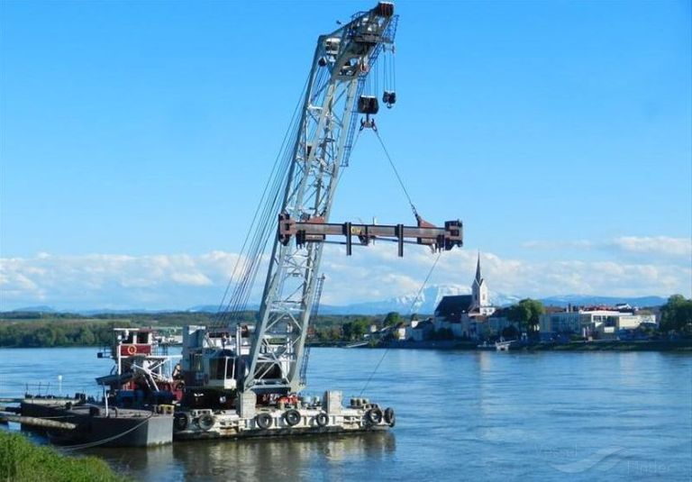dokw2 (Dredging or UW ops) - IMO , MMSI 203999364, Call Sign OED2307 under the flag of Austria